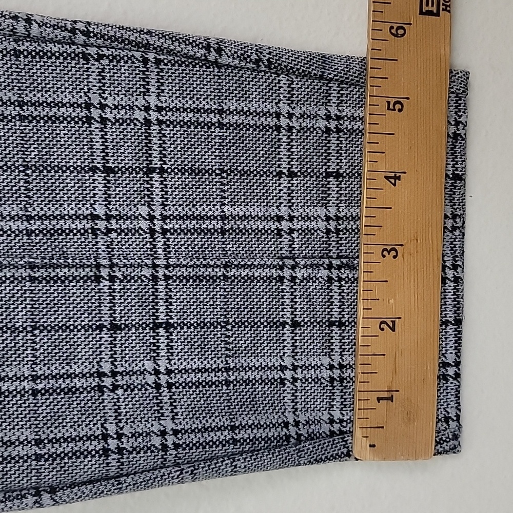 Tahari Black, White & Blue Plaid Slim Pants M/L - Picture 7 of 15